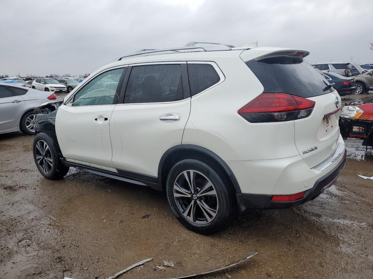 2019 Nissan Rogue VIN JN8AT2MV6KW402042 Copart auction photo, front end / minor dent/scratches damage thumbnail 2