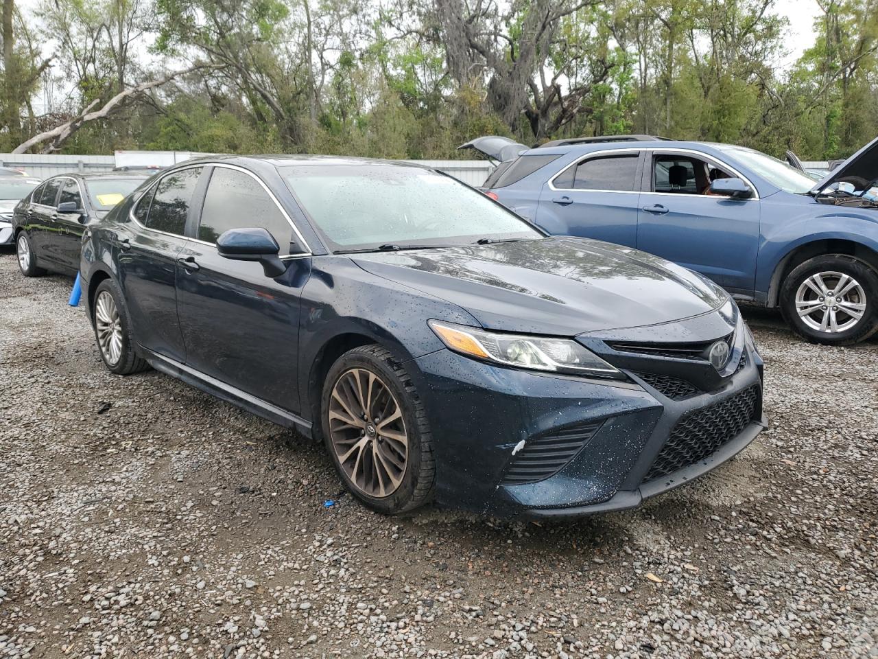 2019 Toyota Camry VIN 4T1B11HK4KU744290 Copart auction photo, side damage thumbnail 4