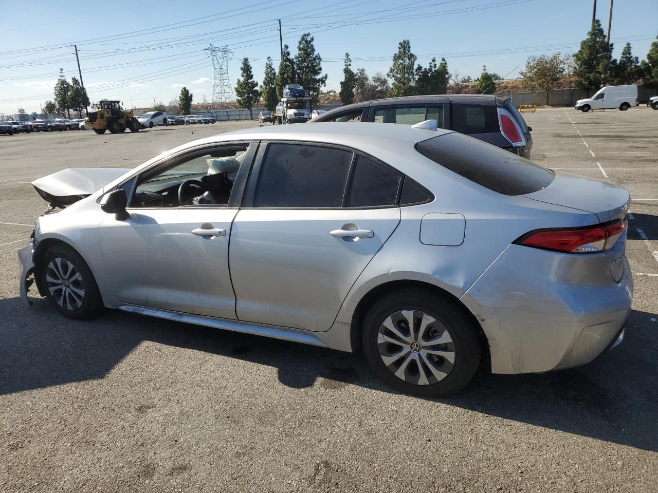 2022 Toyota Corolla VIN JTDEAMDE0NJ056571 Copart auction photo, frame damage / front end damage thumbnail 2