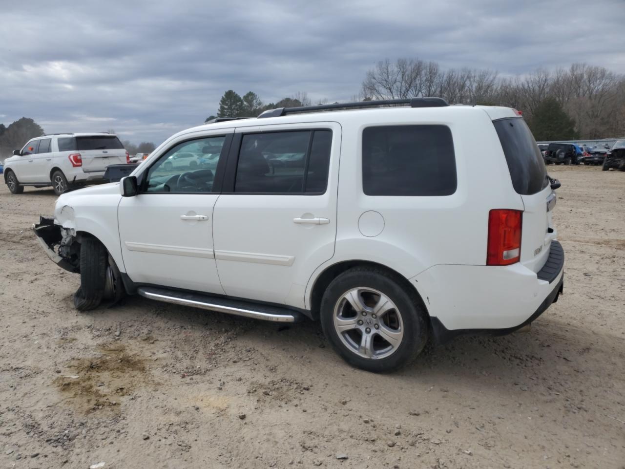 2015 Honda Pilot VIN 5FNYF4H7XFB027792 Copart auction photo, front end / side damage thumbnail 2
