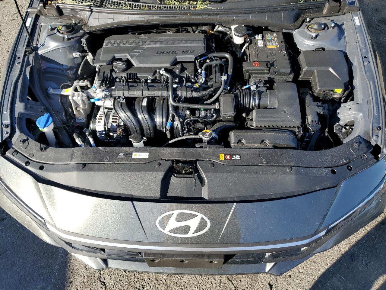 2025 Hyundai Elantra VIN KMHLL4DG8SU864613 Copart auction photo, top/roof damage thumbnail 11