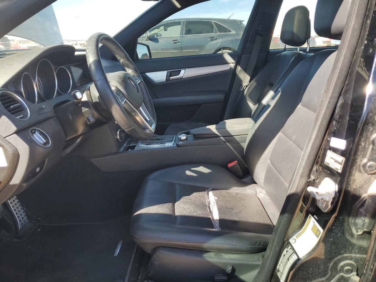 2013 Mercedes-Benz C-klasse VIN WDDGF4HB4DA823093 Copart auction photo, rear end damage thumbnail 7