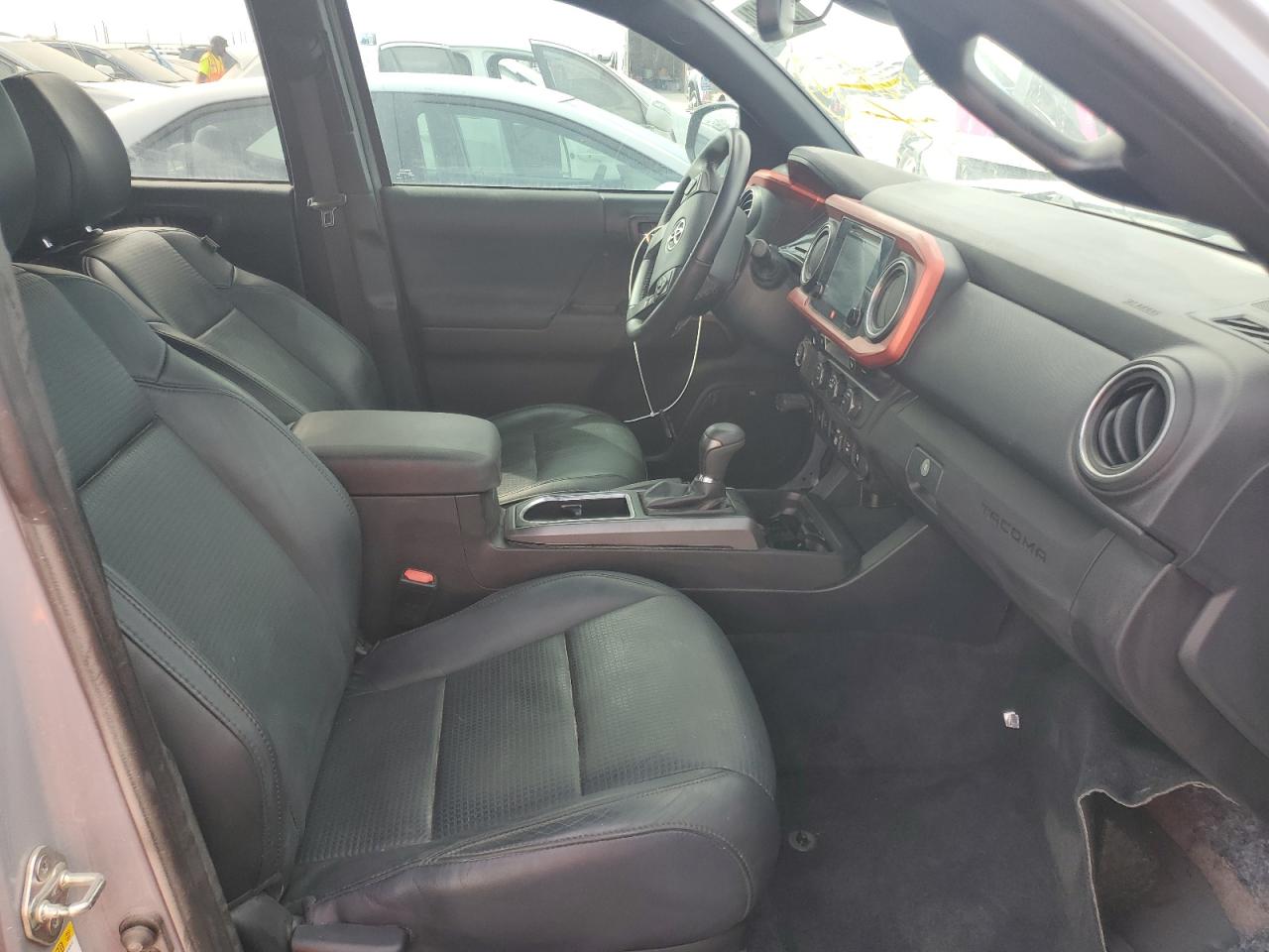 2019 Toyota Tacoma VIN 3TMAZ5CN0KM079779 Copart auction photo, water/flood damage thumbnail 5