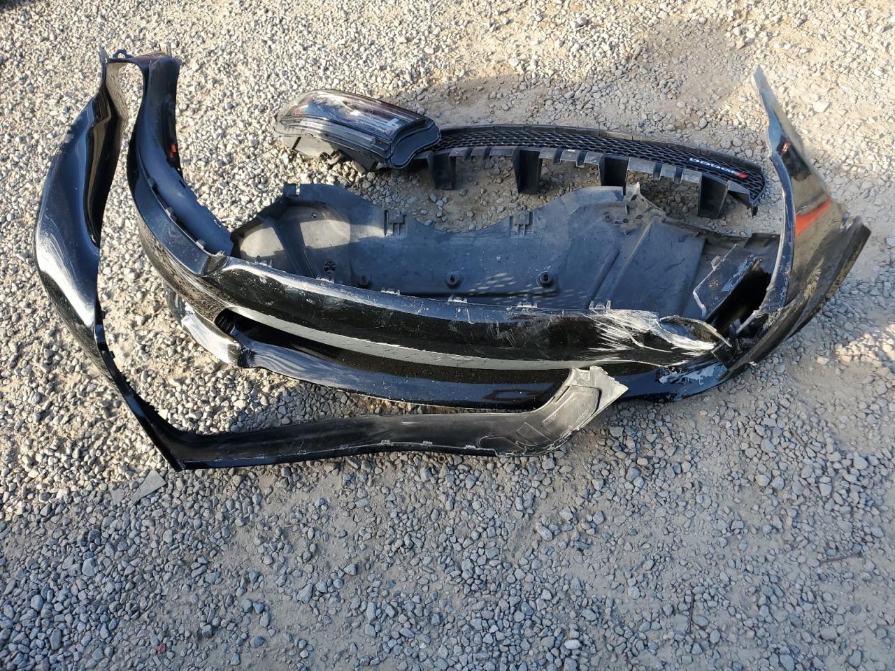 2019 Dodge Charger VIN 2C3CDXHG5KH527210 Copart auction photo, front end / minor dent/scratches damage thumbnail 12