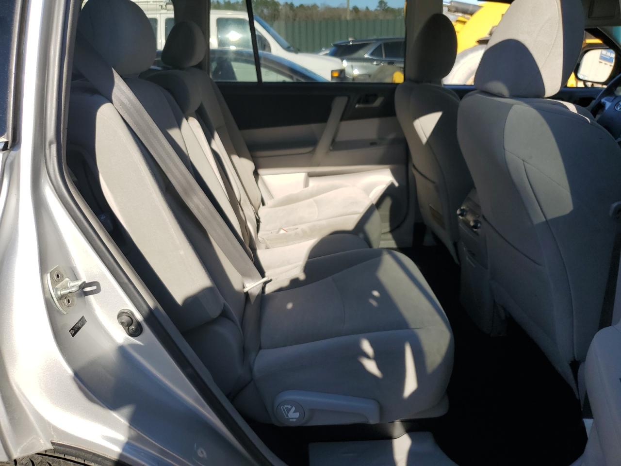 2011 Toyota Highlander VIN 5TDZA3EH8BS011090 Copart auction photo, rear end / front end damage thumbnail 11