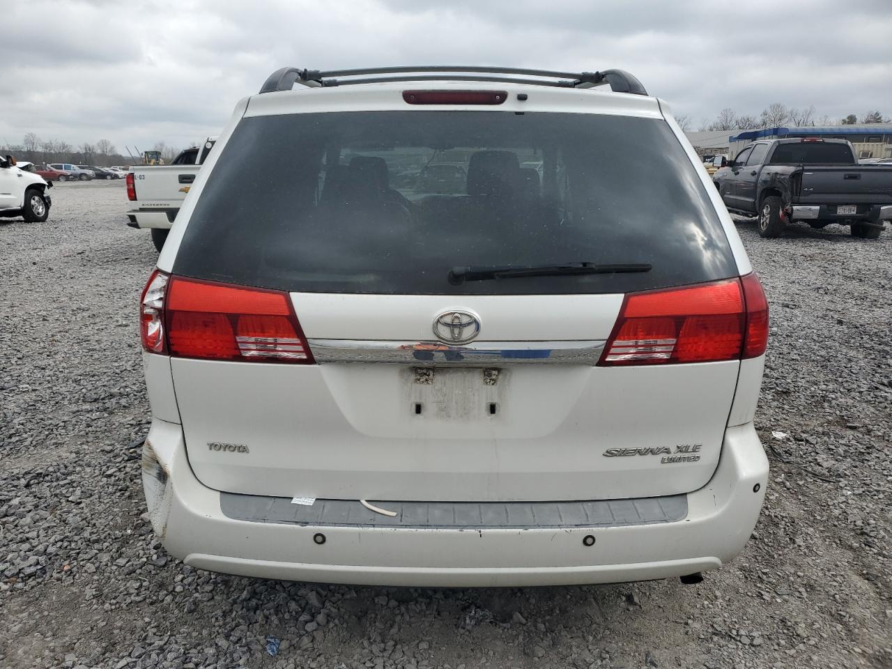 2005 Toyota Sienna VIN 5TDZA22C25S264039 Copart auction photo, front end damage thumbnail 6