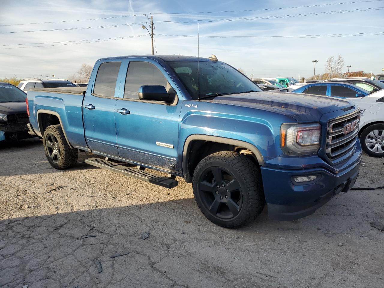 2018 GMC Sierra VIN 1GTV2LEC3JZ240712 Copart auction photo, side / minor dent/scratches damage thumbnail 4