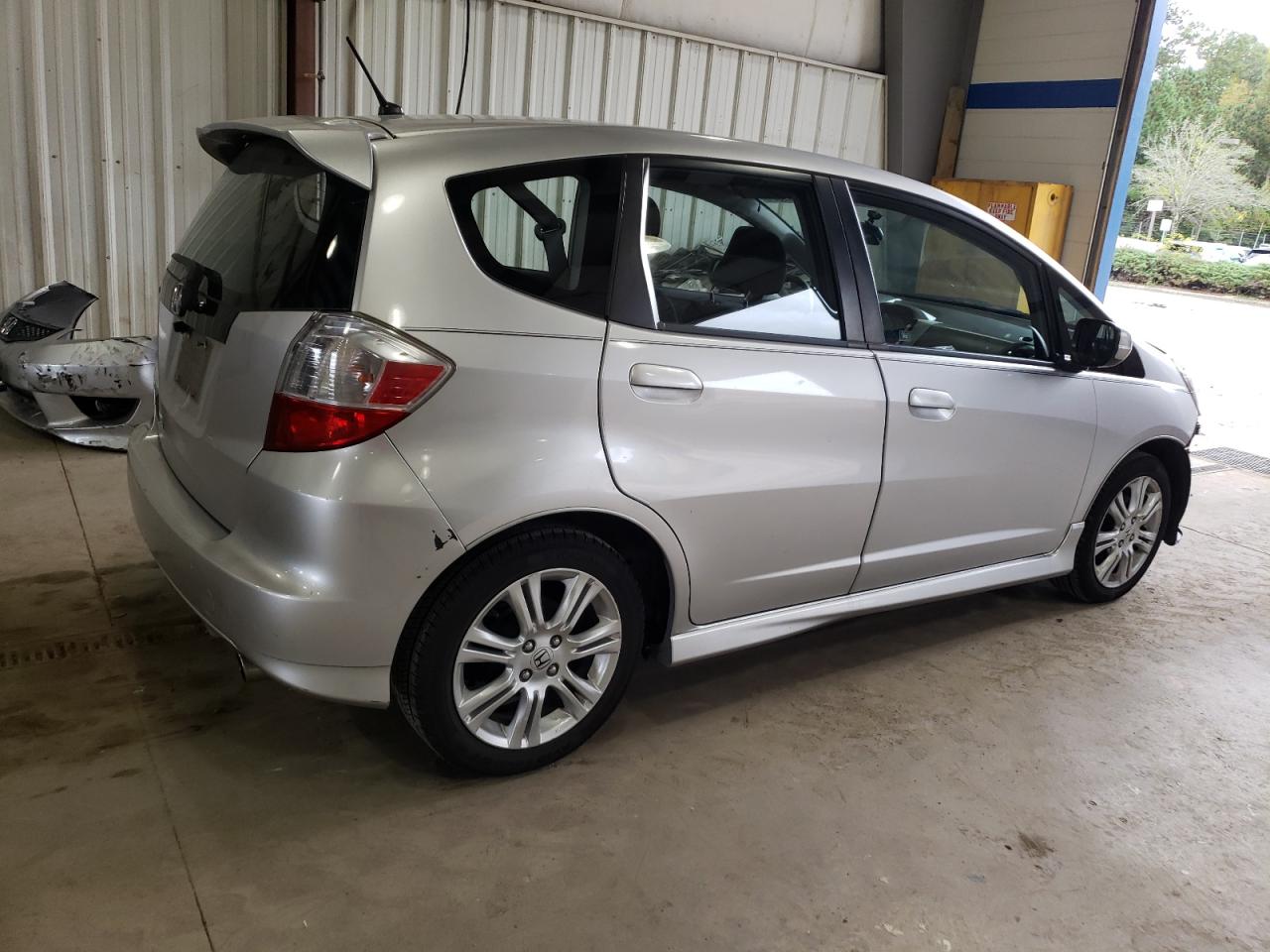 2011 Honda Fit VIN JHMGE8G57BS001071 Copart auction photo, front end damage thumbnail 3