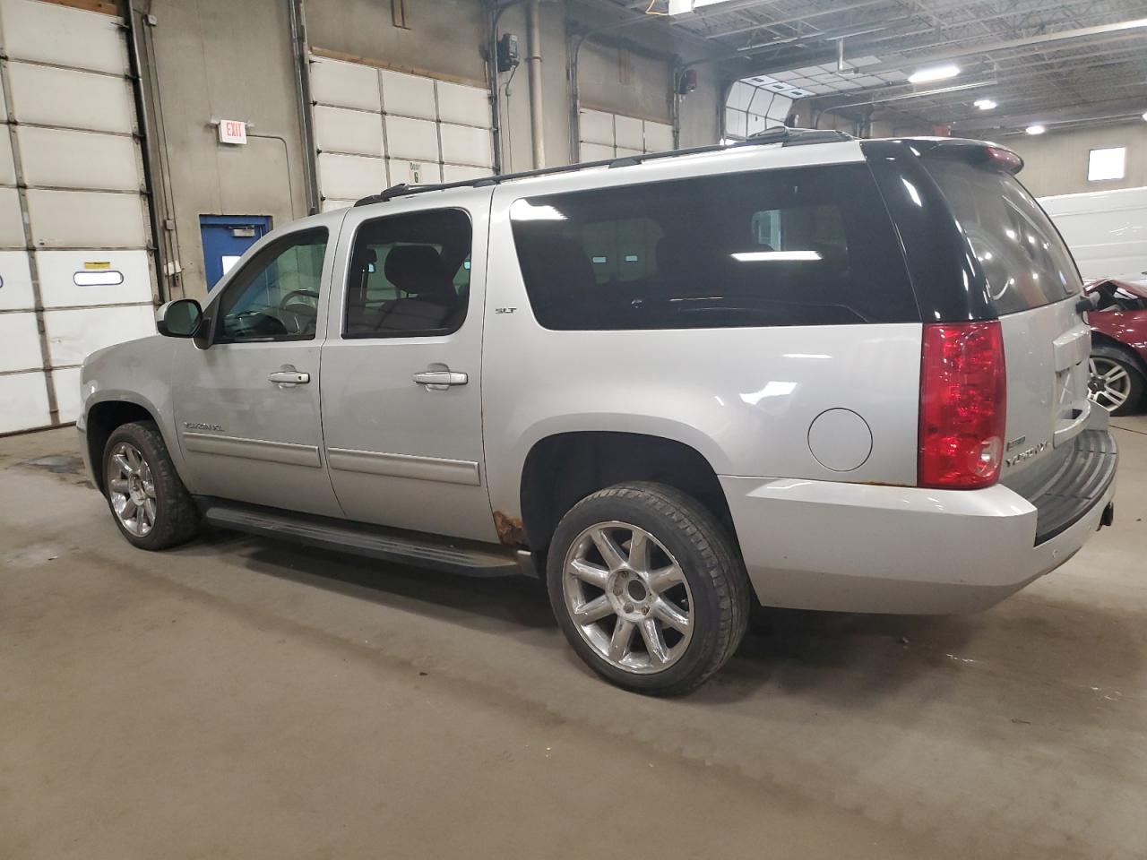 2012 GMC Yukon VIN 1GKS2KE76CR168315 Copart auction photo, minor dent/scratches damage thumbnail 2