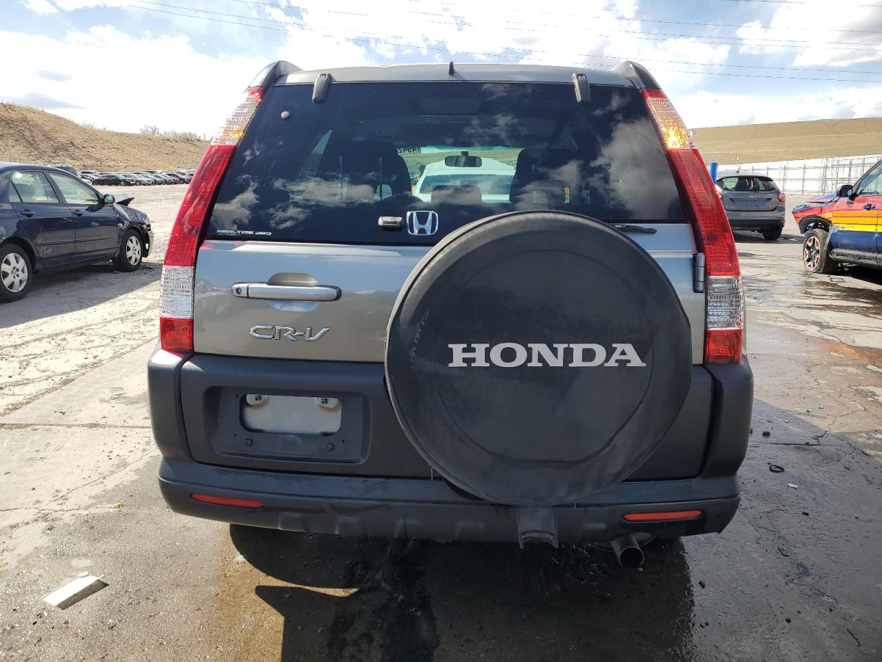 2005 Honda CR-V VIN JHLRD78885C060308 Copart auction photo, front end / side damage thumbnail 6