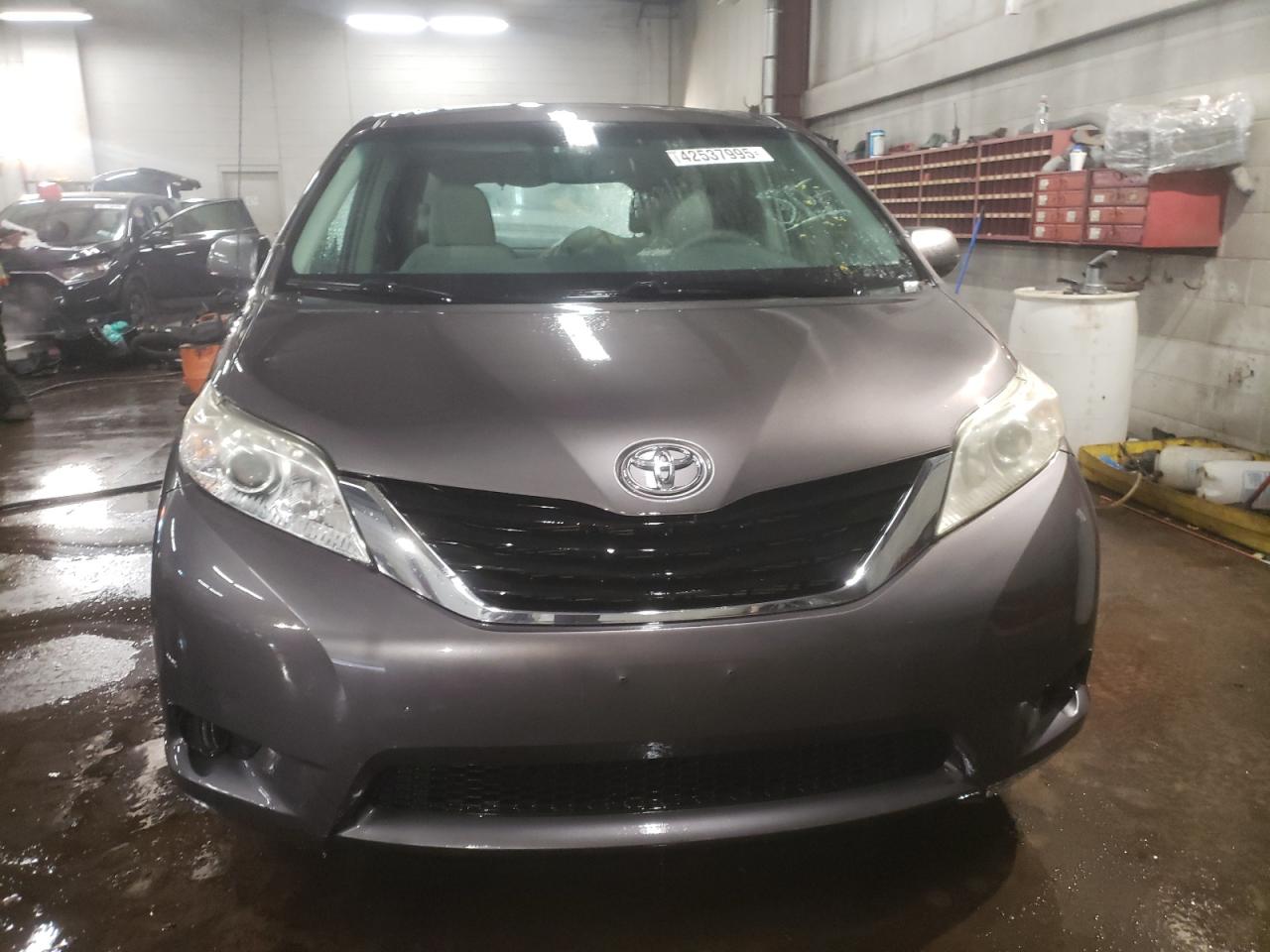 2012 Toyota Sienna VIN 5TDKK3DC6CS278329 Copart auction photo, undercarriage / side damage thumbnail 5