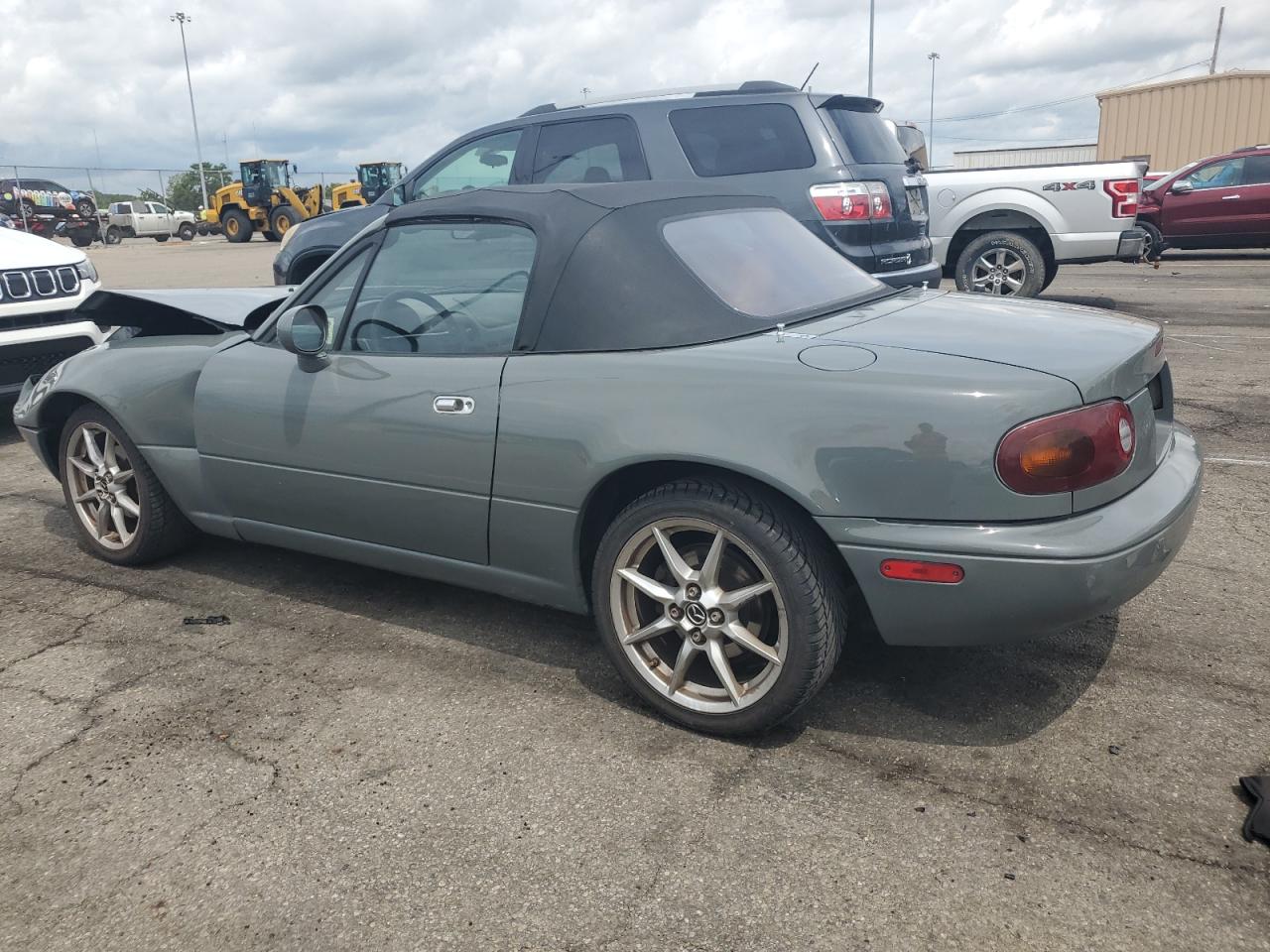 1996 Mazda MX-5 VIN JM1NA3530T0716635 Copart auction photo, front end / side damage thumbnail 2
