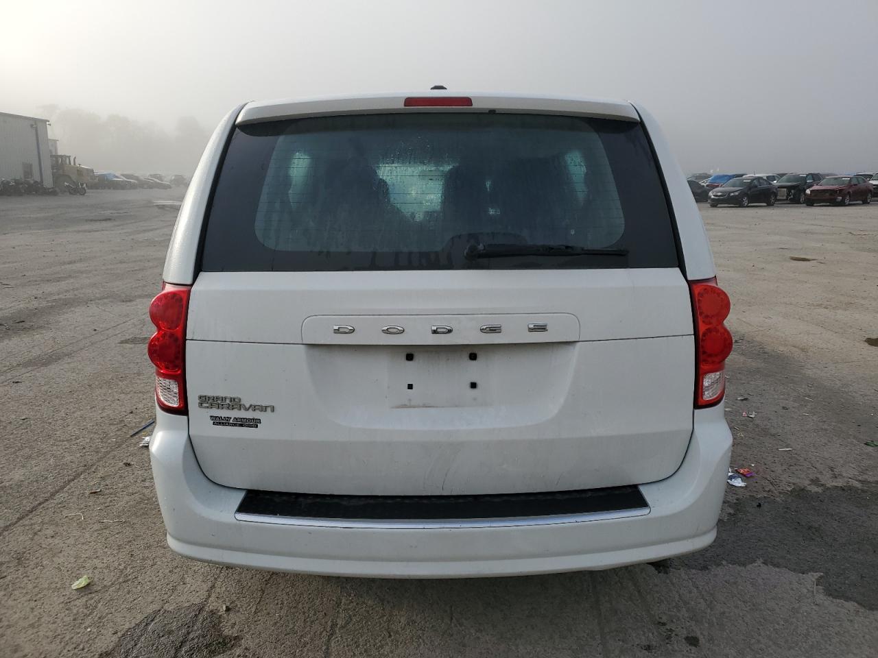 2016 Dodge Caravan VIN 2C4RDGBG0GR350548 Copart auction photo, front end damage thumbnail 6