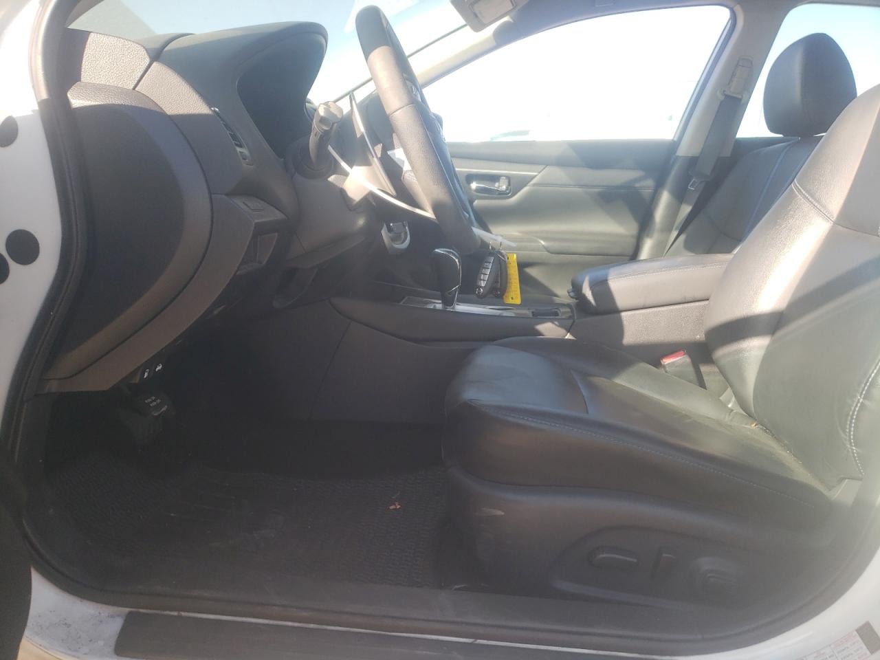 2018 Nissan Altima VIN 1N4AL3AP1JC208936 Copart auction photo, rear end damage thumbnail 7