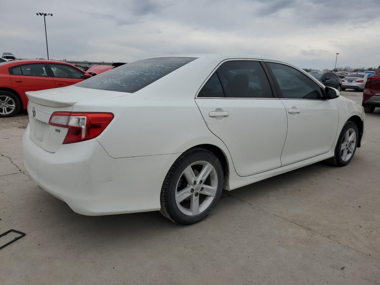 2014 Toyota Camry VIN 4T1BF1FK6EU413770 Copart auction photo, front end / hail damage thumbnail 3