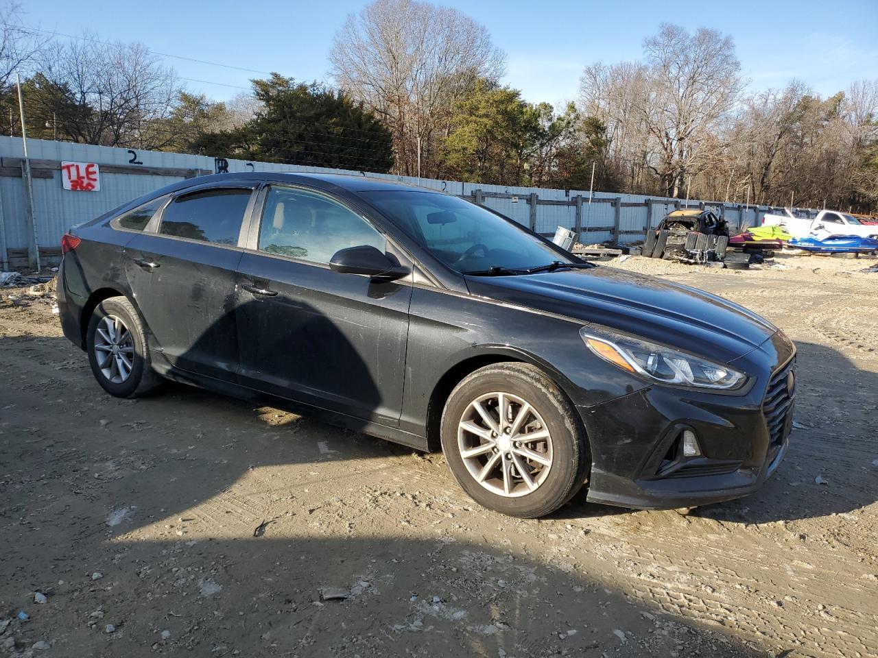 2018 Hyundai Sonata VIN 5NPE24AF1JH647568 Copart auction photo, front end / minor dent/scratches damage thumbnail 4