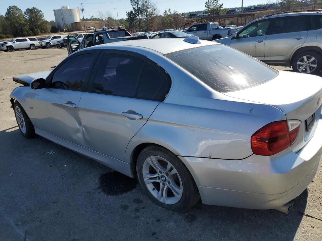2008 BMW 3er VIN WBAVA37528NL51803 Copart auction photo, front end / side damage thumbnail 2