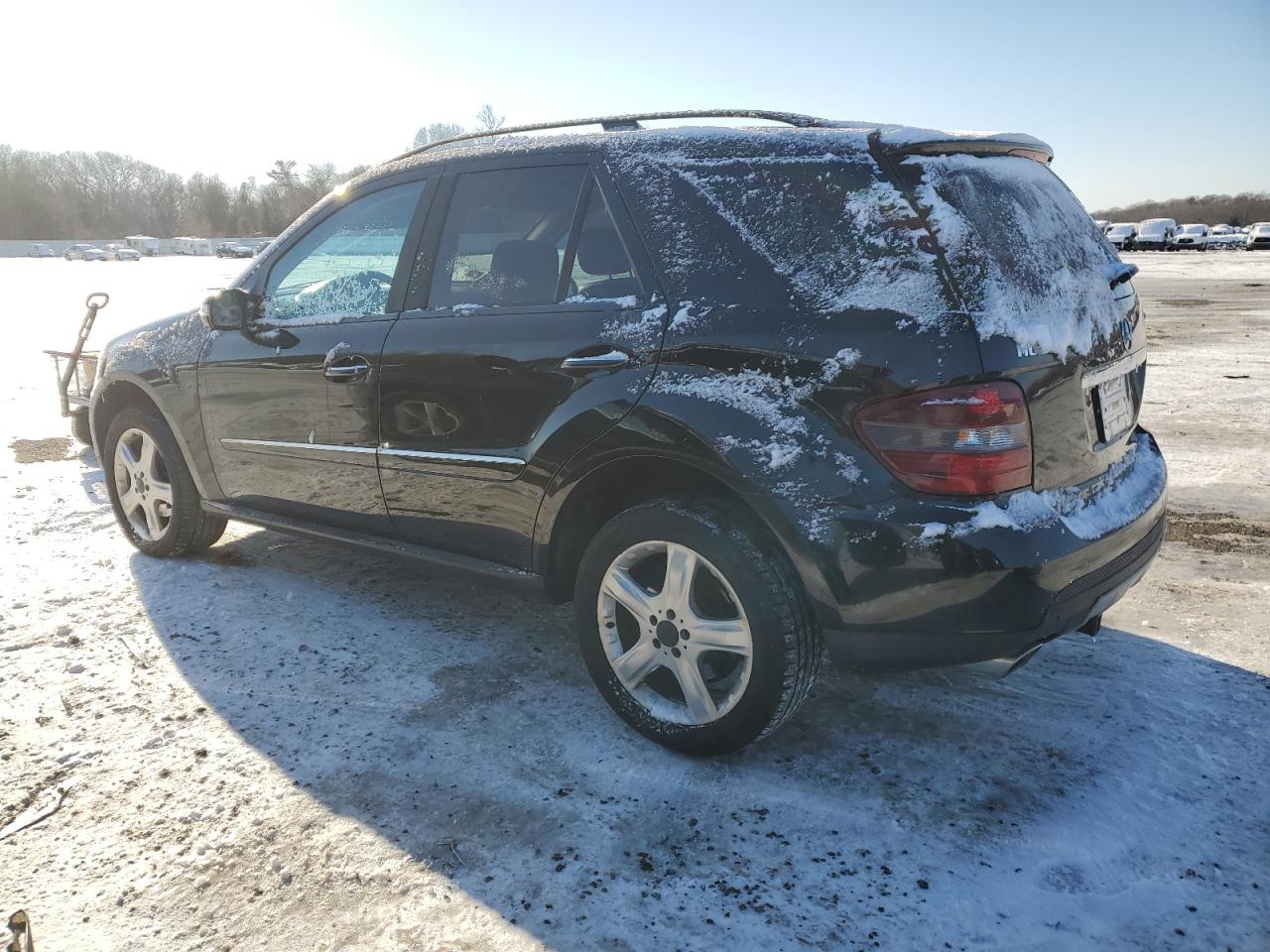 2008 Mercedes-Benz M-klasse VIN 4JGBB86E58A315091 Copart auction photo, minor dent/scratches damage thumbnail 2