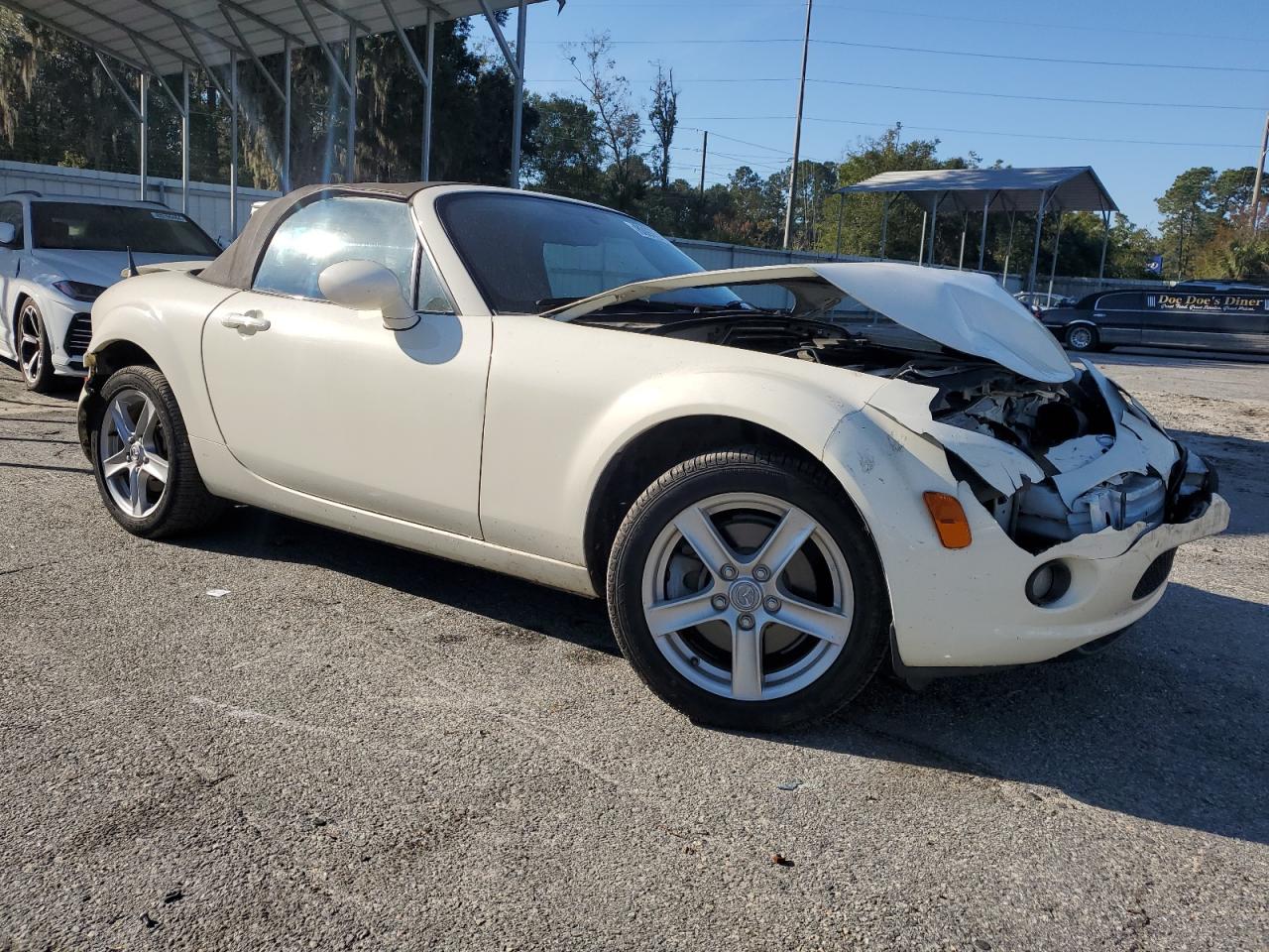 2006 Mazda MX-5 VIN JM1NC25F560116681 Copart auction photo, front end / rear end damage thumbnail 4
