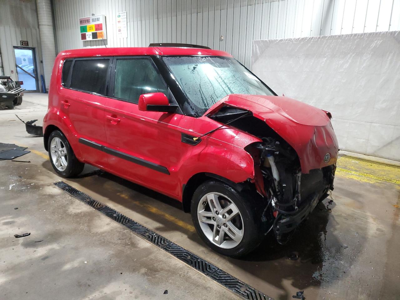 2011 KIA Soul VIN KNDJT2A25B7330251 Copart auction photo, front end damage thumbnail 4