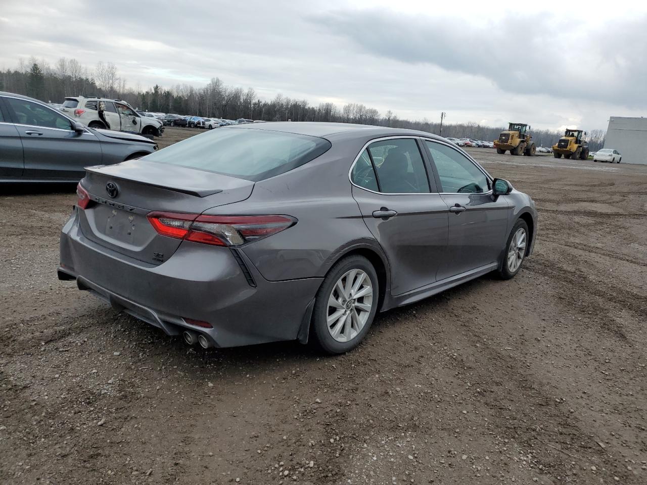 2022 Toyota Camry VIN 4T1G11BK7NU066556 Copart auction photo, side / minor dent/scratches damage thumbnail 3
