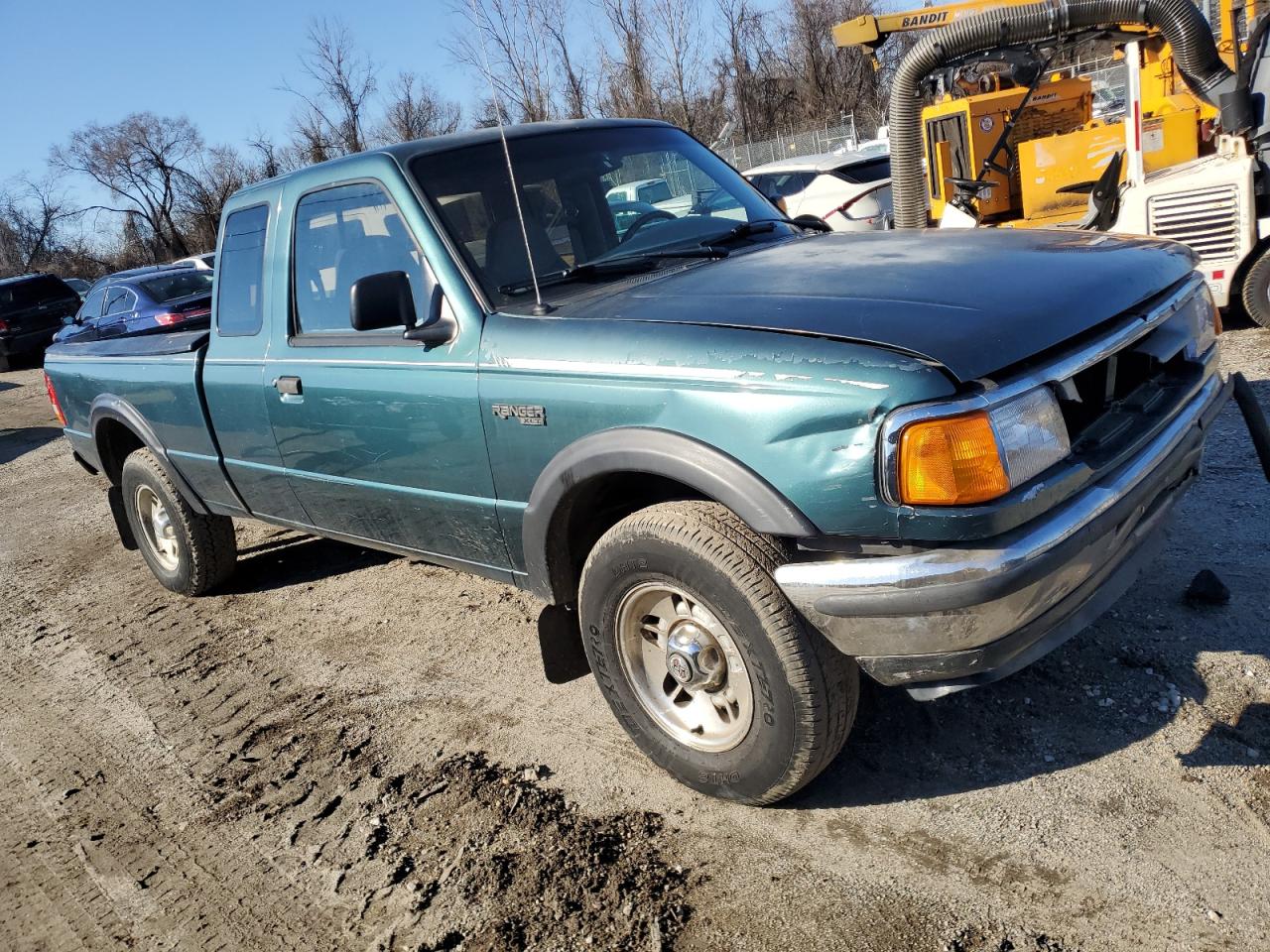 1996 Ford Ranger VIN 1FTCR15X9TPA91215 Copart auction photo, front end / minor dent/scratches damage thumbnail 4