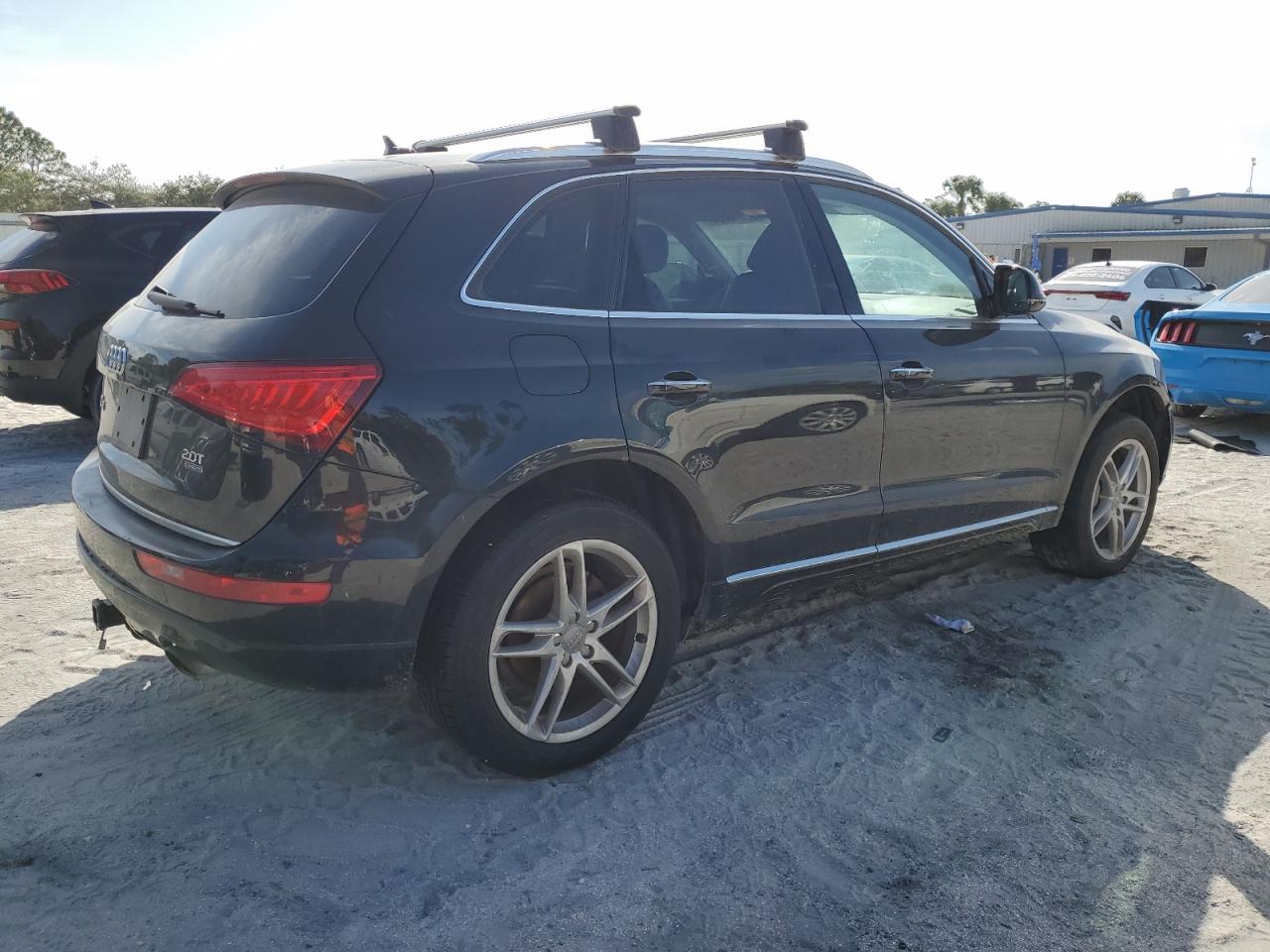 2017 Audi Q5 VIN WA1L2AFP7HA048290 Copart auction photo, water/flood / minor dent/scratches damage thumbnail 3