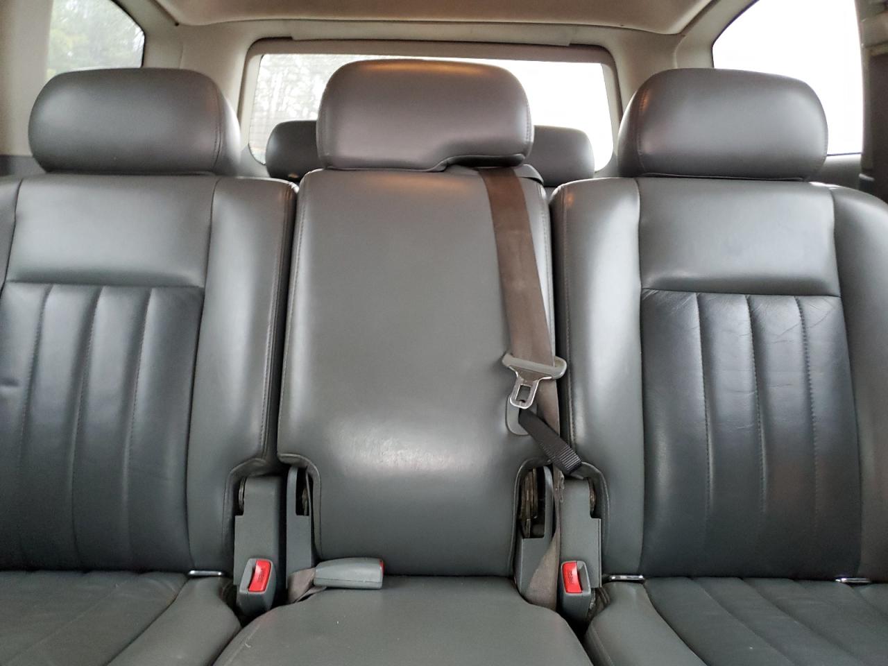 2005 Dodge Durango VIN 1D8HB58D05F580003 Copart auction photo, front end / mechanical damage thumbnail 10