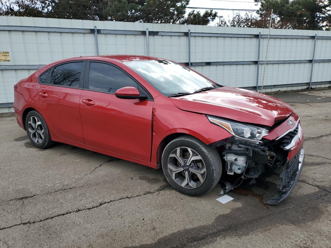 2021 KIA Forte VIN 3KPF24AD5ME410092 Copart auction photo, front end damage thumbnail 4