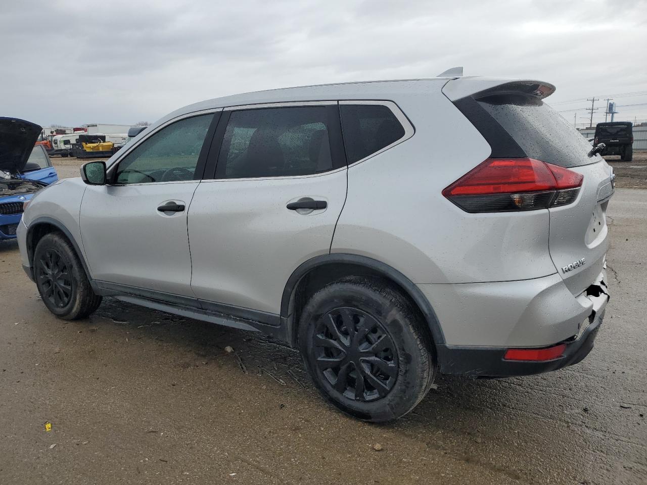2017 Nissan Rogue VIN KNMAT2MV4HP528432 Copart auction photo, rear end / front end damage thumbnail 2