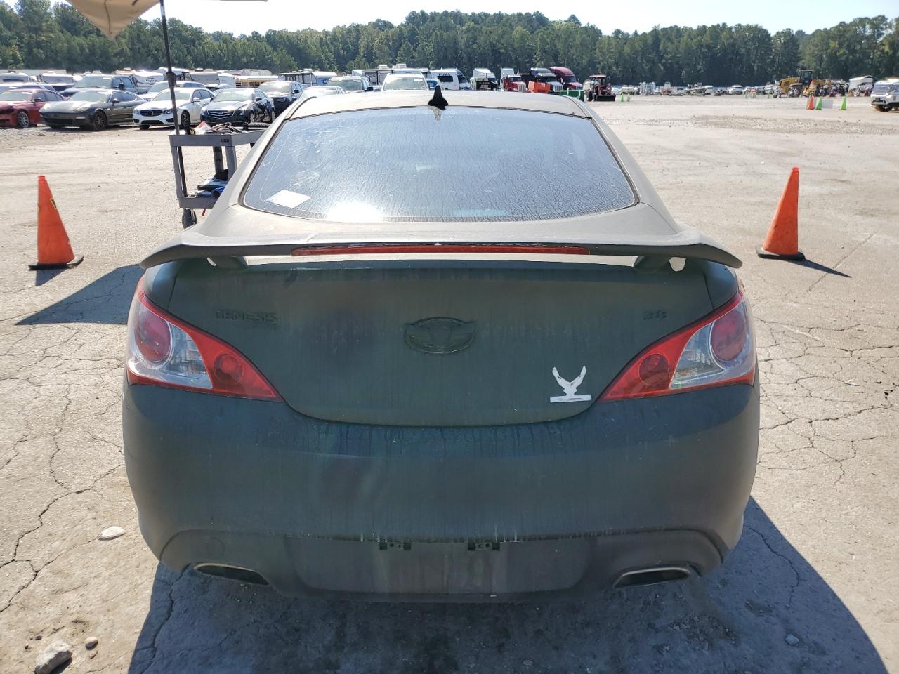 2010 Hyundai Genesis VIN KMHHU6KH2AU020950 Copart auction photo, front end damage thumbnail 6