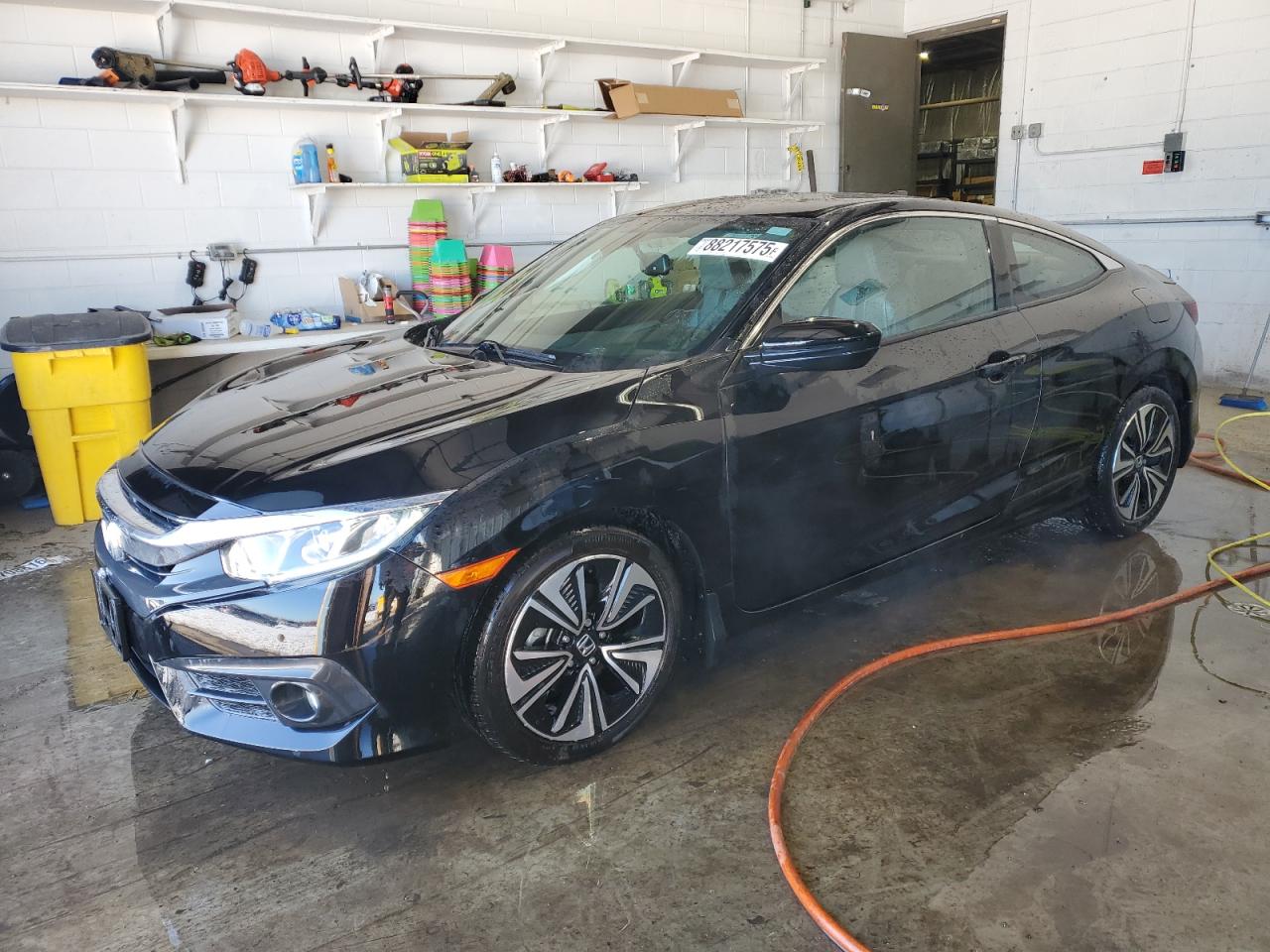 2017 Honda Civic VIN 2HGFC3B71HH355930