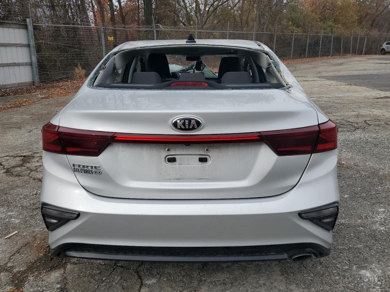2020 KIA Forte VIN 3KPF24AD8LE230992 Copart auction photo, all over / frame damage damage thumbnail 6