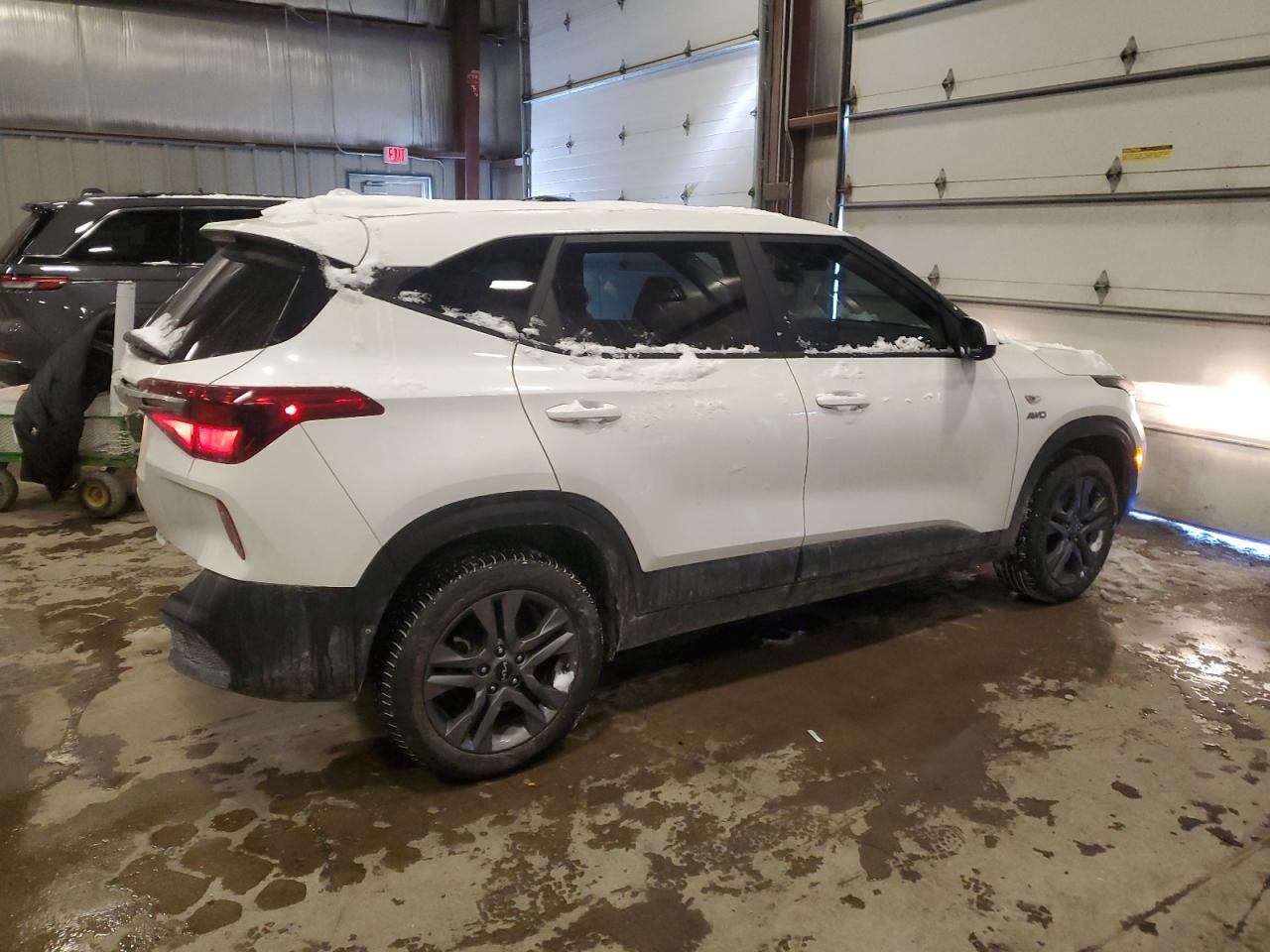 2022 KIA Seltos VIN KNDEPCAA1N7337494 Copart auction photo, rear end damage thumbnail 3
