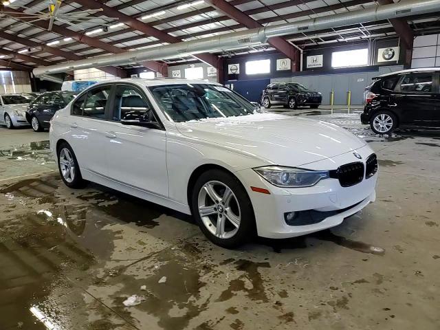 2014 BMW 3er VIN WBA3D5C59EKX97167 Copart auction photo, front end / rear end damage thumbnail 10