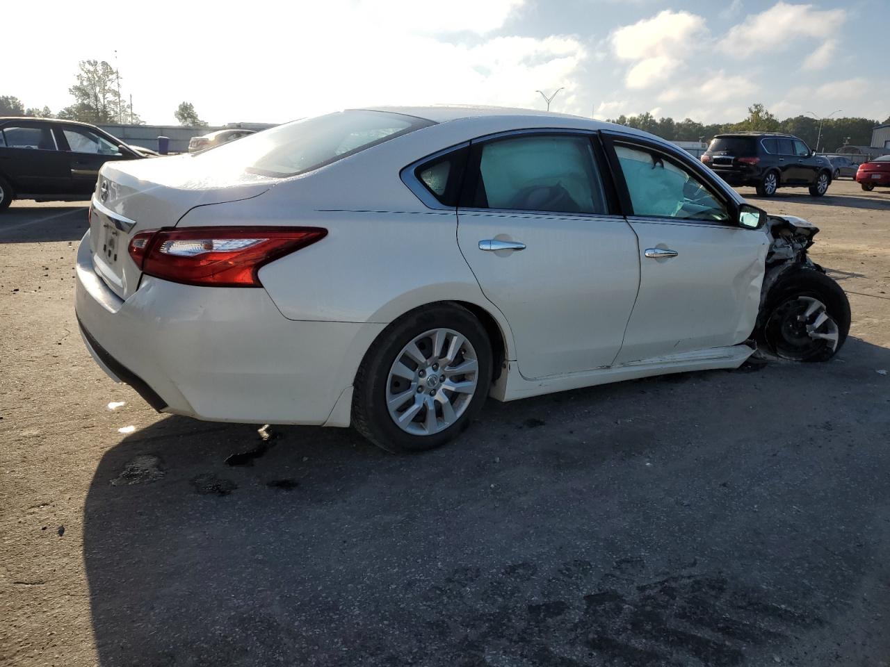2017 Nissan Altima VIN 1N4AL3AP0HN329083 Copart auction photo, all over damage thumbnail 3