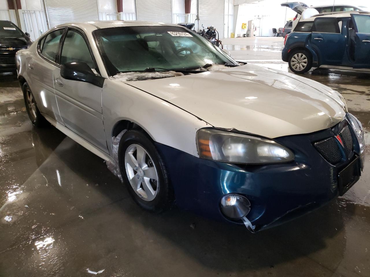 2007 Pontiac Grand Prix VIN 2G2WP552371175097 Copart auction photo, all over damage thumbnail 4