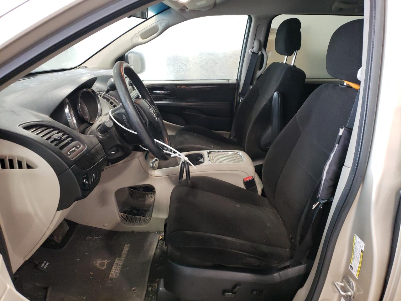 2013 Dodge Caravan VIN 2C4RDGCG8DR582812 Copart auction photo, front end damage thumbnail 7