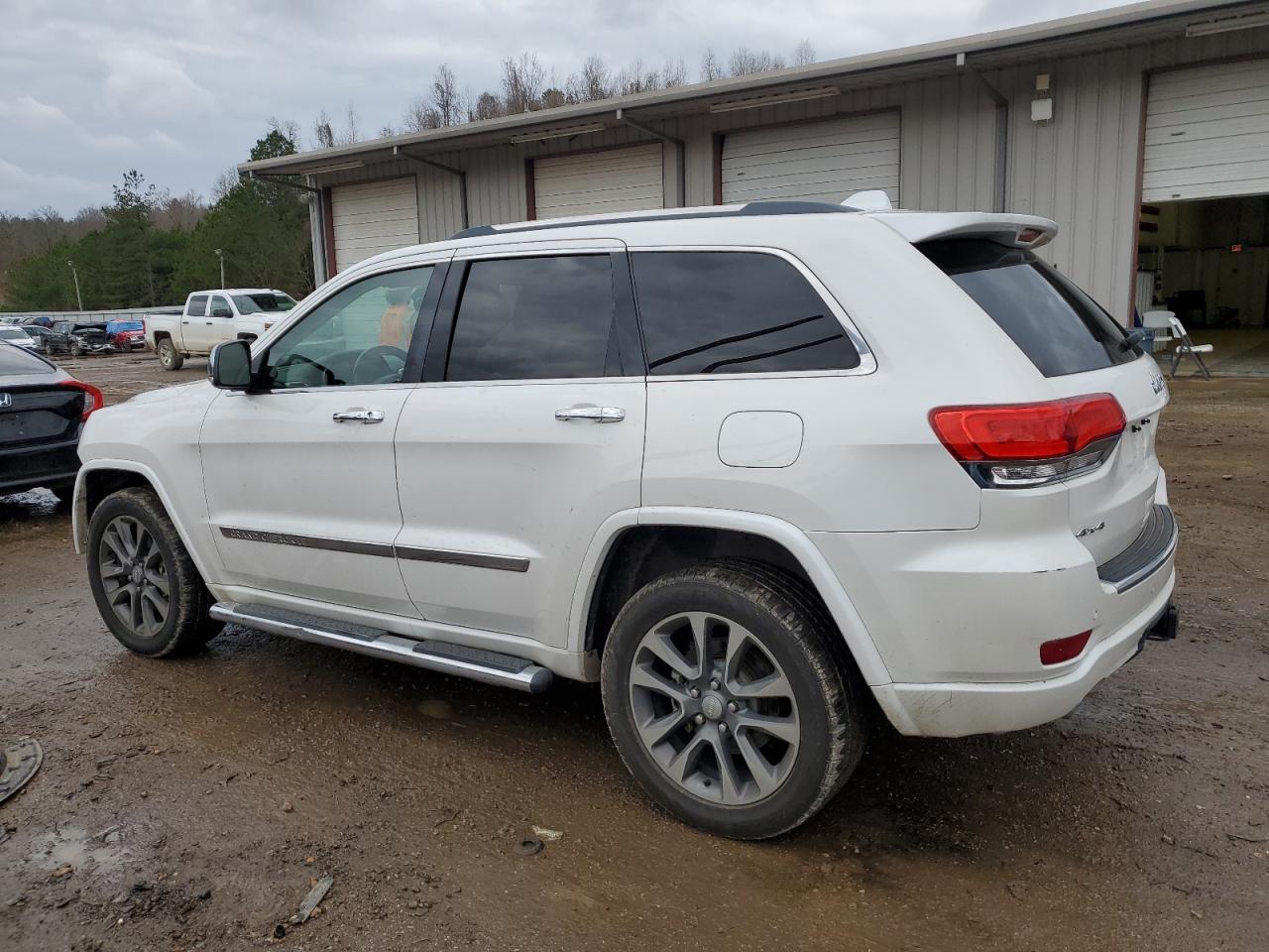 2017 Jeep Grand Cherokee VIN 1C4RJFCT5HC743275 Copart auction photo, front end damage thumbnail 2