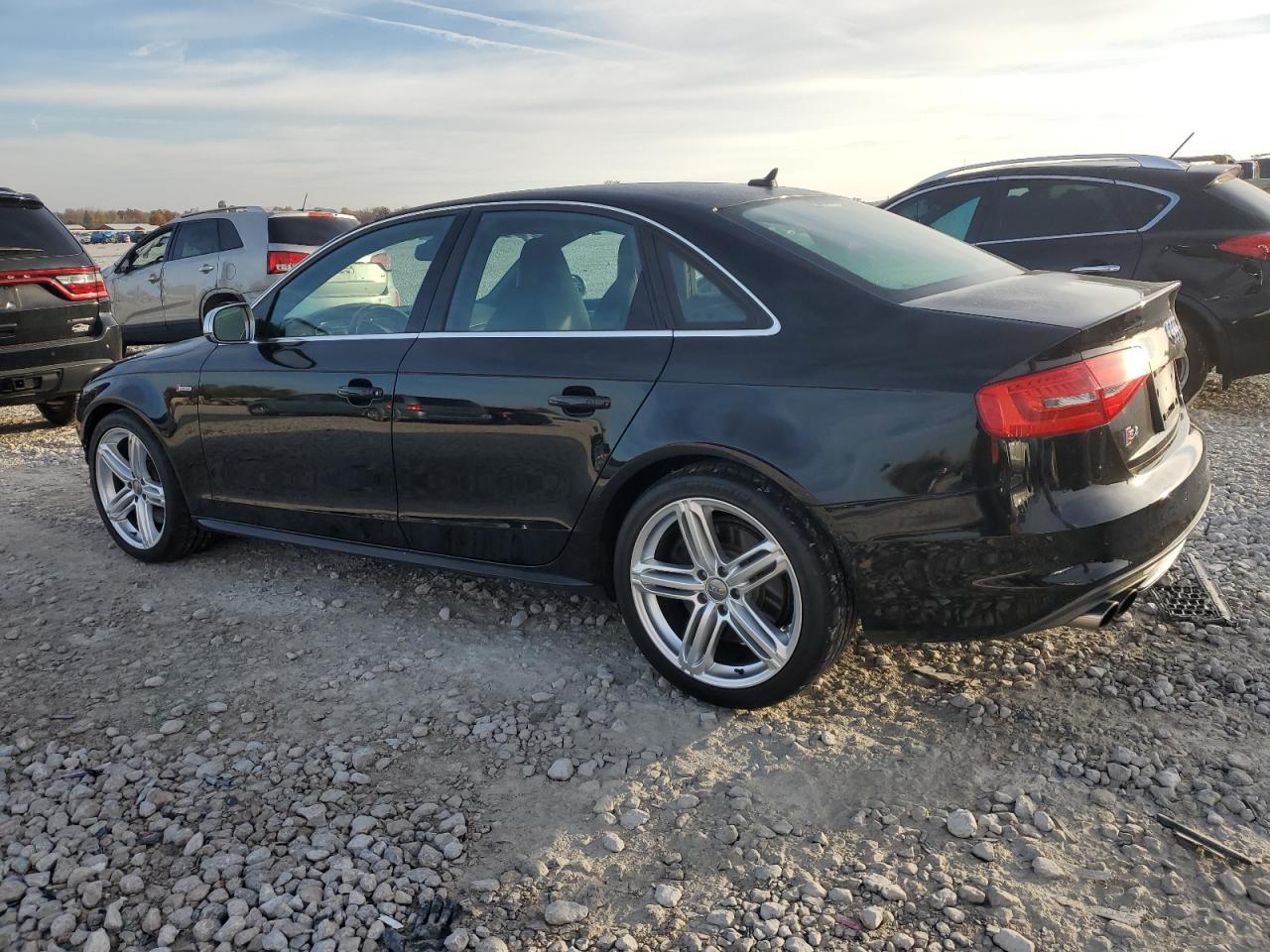 2015 Audi RS4 VIN WAUDGAFL3FA009912 Copart auction photo, front end damage thumbnail 2