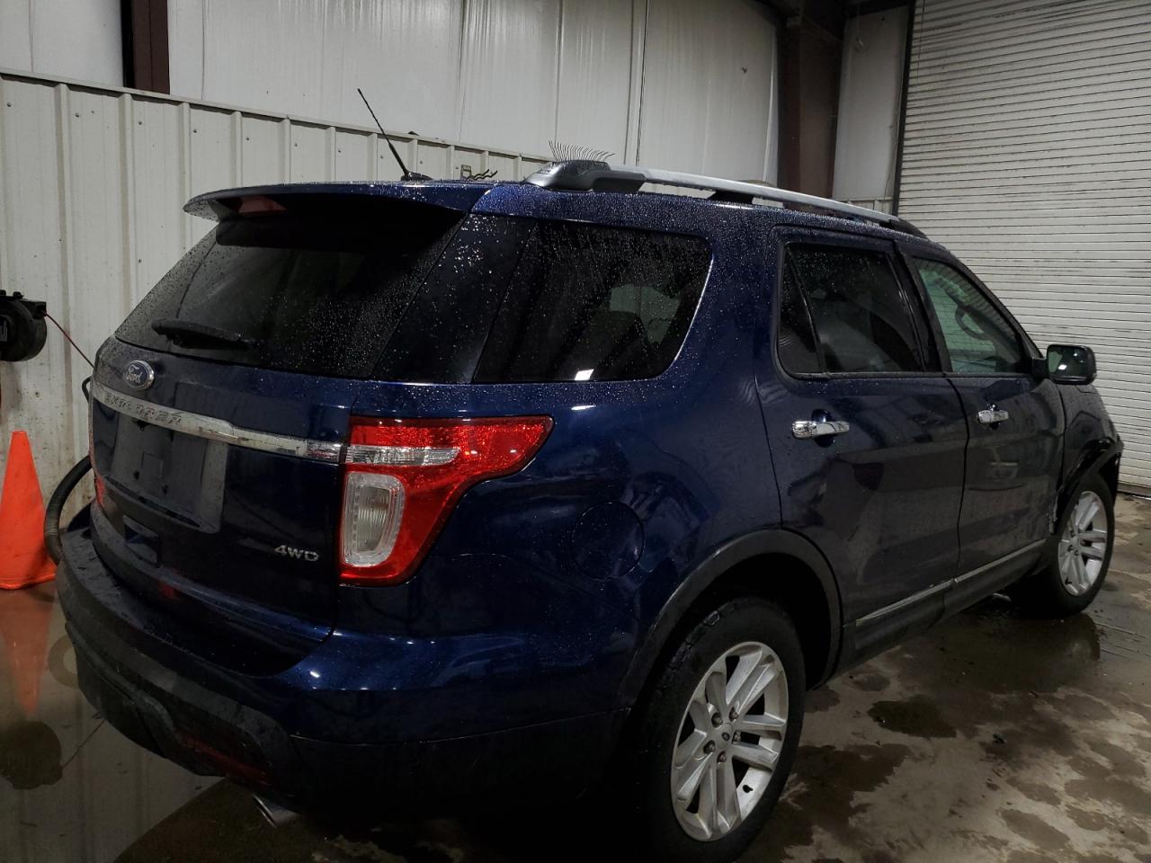 2012 Ford Explorer VIN 1FMHK8D82CGA16235 Copart auction photo, front end / side damage thumbnail 3