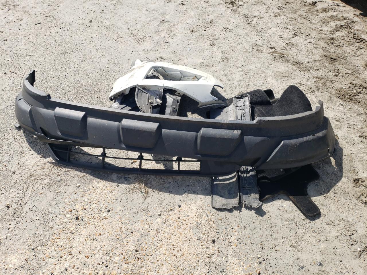 2018 Nissan Pathfinder VIN 5N1DR2MN2JC641283 Copart auction photo, front end / water/flood damage thumbnail 13