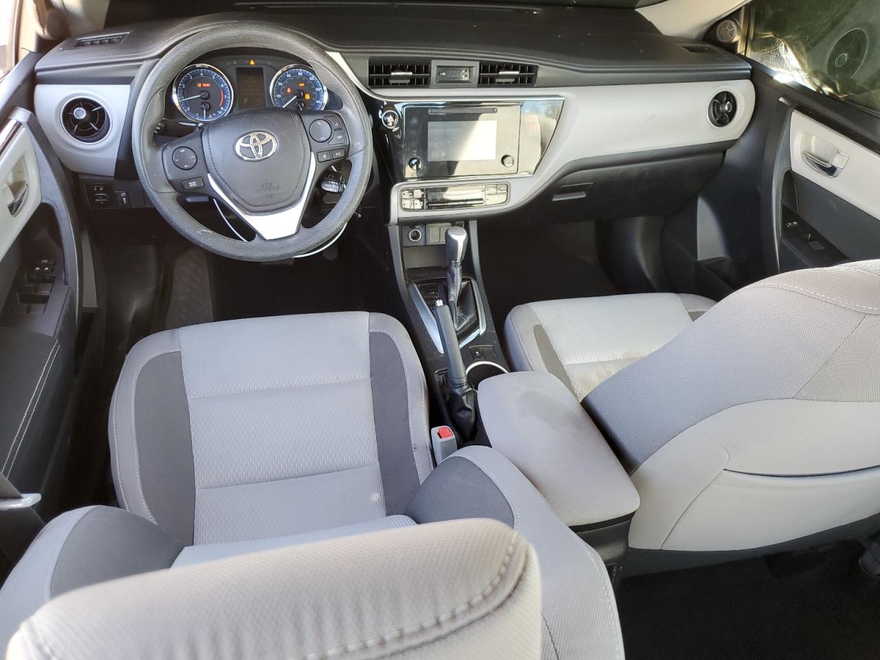 2019 Toyota Corolla VIN 2T1BURHE0KC163709 Copart auction photo, front end / minor dent/scratches damage thumbnail 8