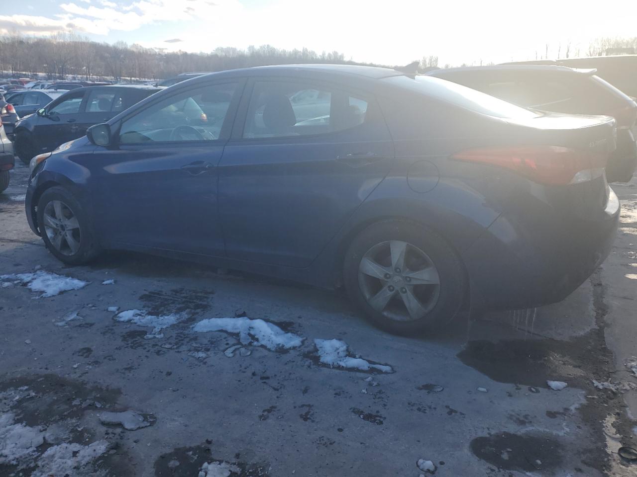 2013 Hyundai Elantra VIN KMHDH4AE5DU531054 Copart auction photo, front end / rear end damage thumbnail 2