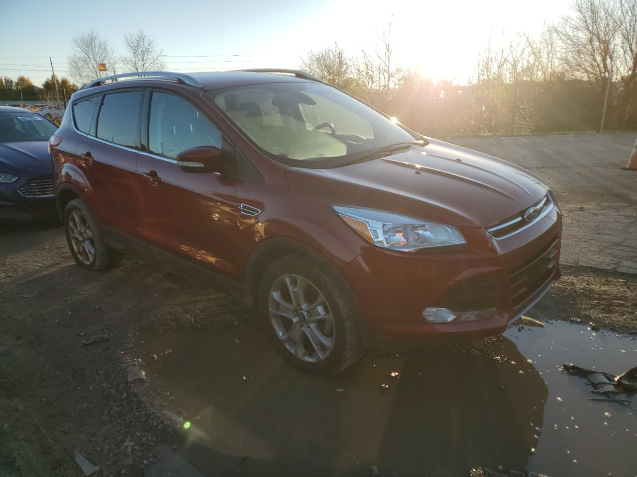 2014 Ford Escape VIN 1FMCU0JX2EUA37088 Copart auction photo, mechanical / normal wear damage thumbnail 4