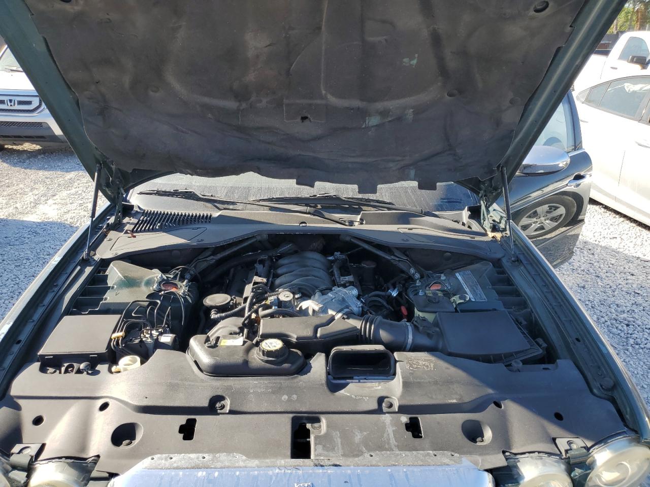 2005 Jaguar XJ VIN SAJWA82C95SG37532 Copart auction photo, minor dent/scratches damage thumbnail 11