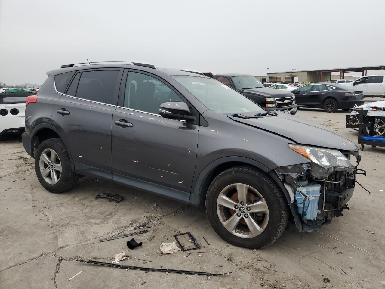 2015 Toyota RAV 4 VIN 2T3WFREV4FW138176 Copart auction photo, front end damage thumbnail 4
