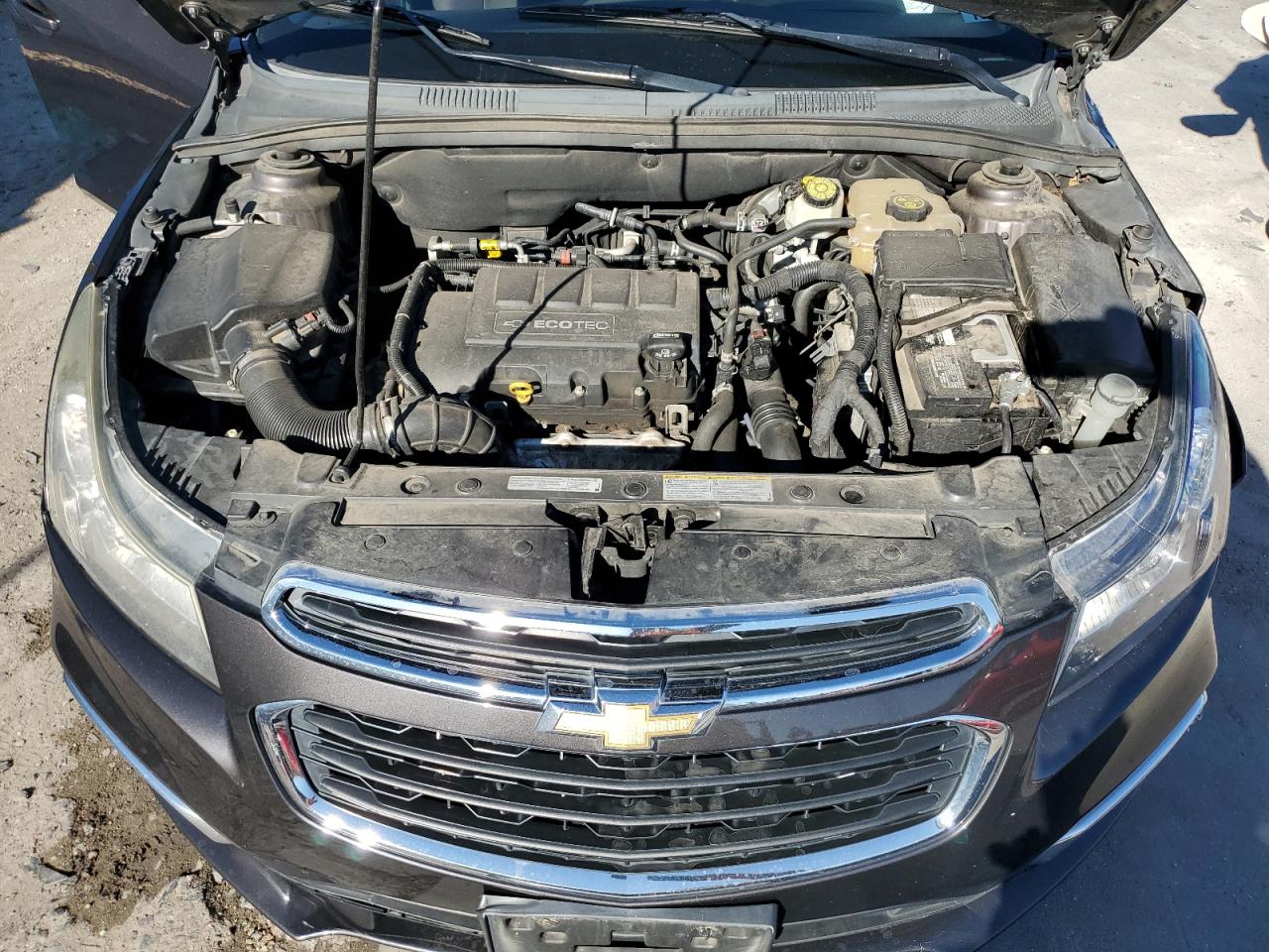 2015 Chevrolet Cruze VIN 1G1PC5SB1F7145252 Copart auction photo, front end / side damage thumbnail 11