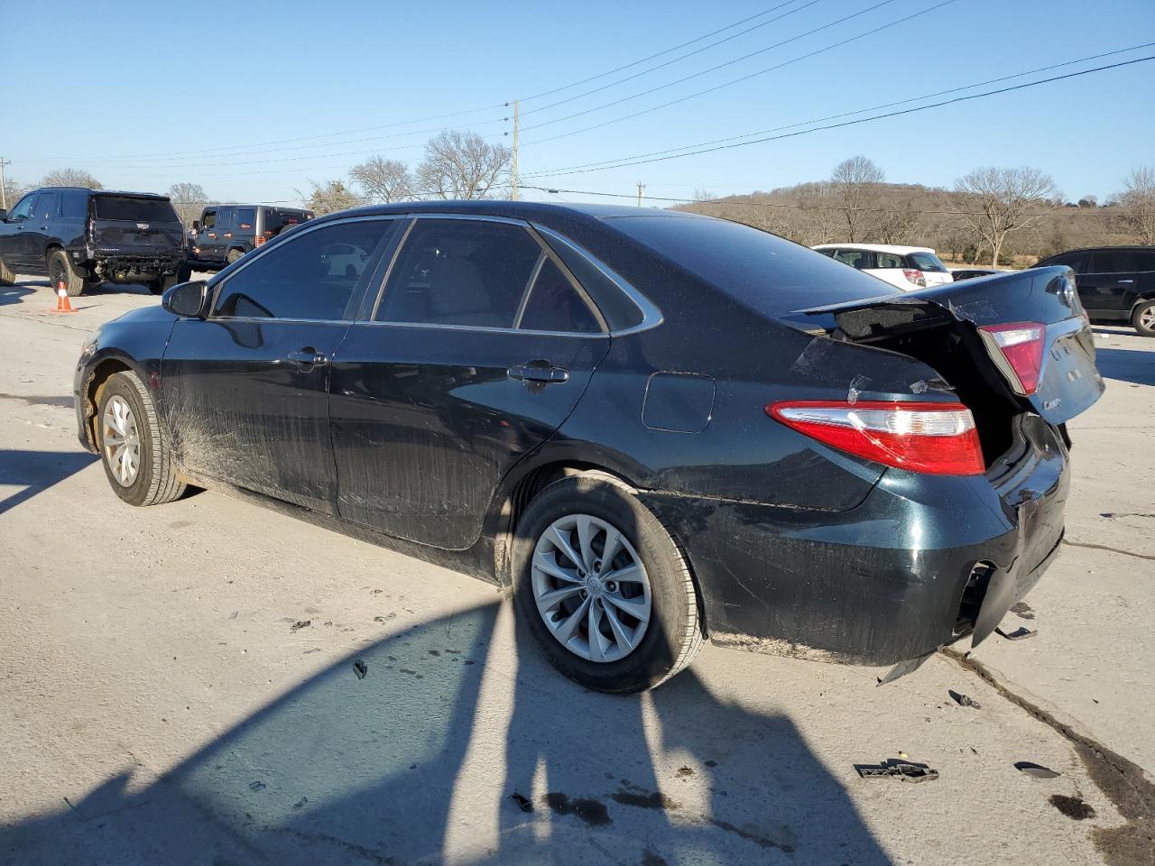 2015 Toyota Camry VIN 4T4BF1FKXFR460341 Copart auction photo, rear end damage thumbnail 2