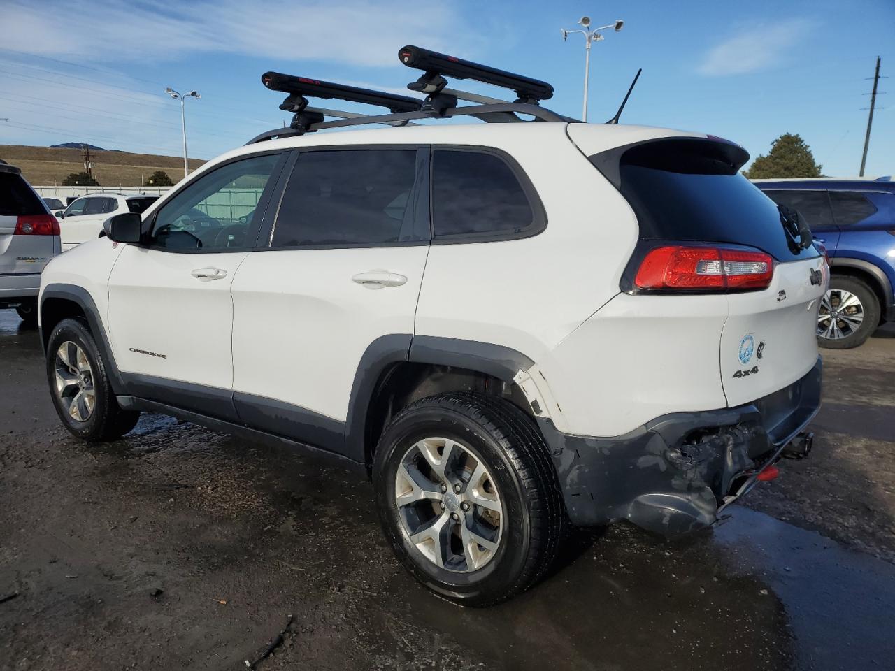 2015 Jeep Cherokee VIN 1C4PJMBS9FW718279 Copart auction photo, rear end damage thumbnail 2